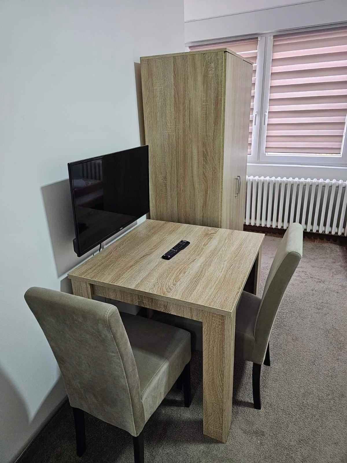 Akvarius Nisz Zewnętrze zdjęcie
